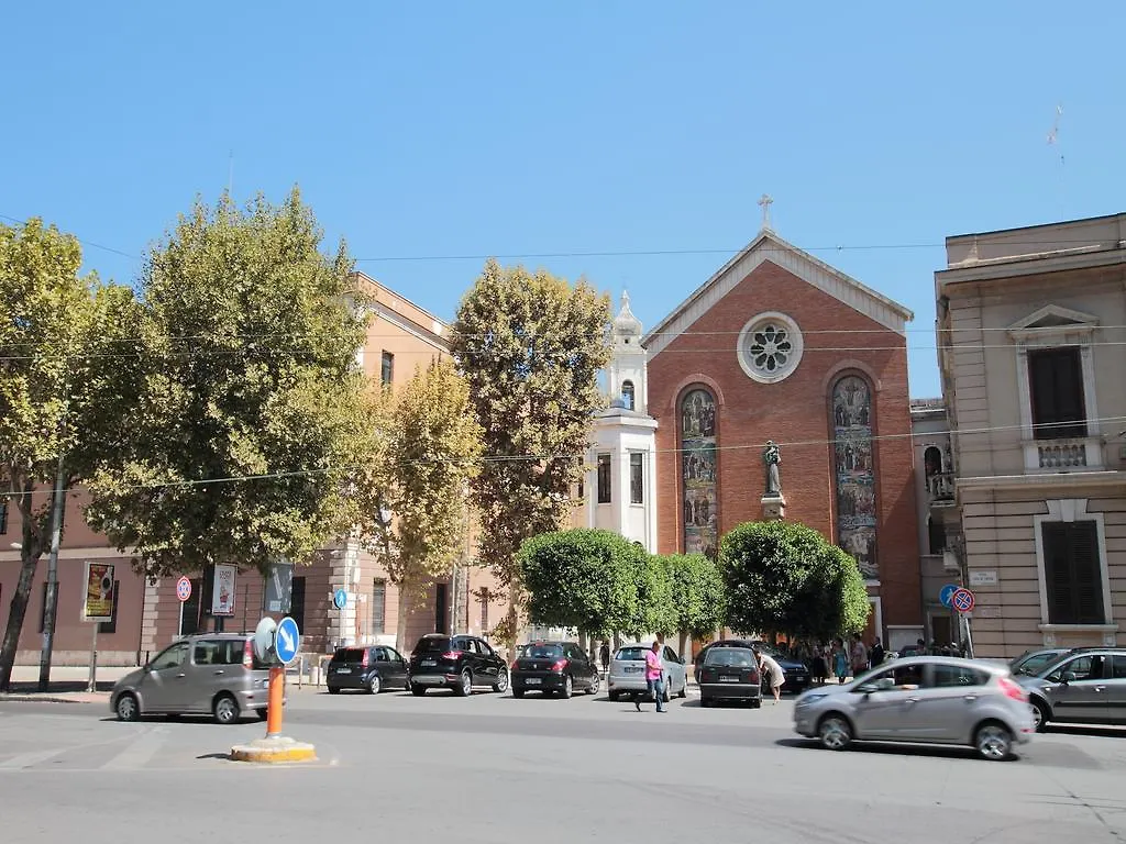 Guest House Stazione Centrale Bari 0*,
