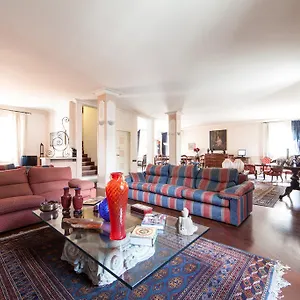 La Gare Fiera 2*, Маджента Италия